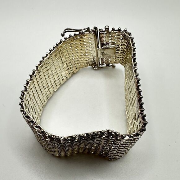 Unbelievable solid Sterling silver mesh like bracelet! - Picture 6 of 12